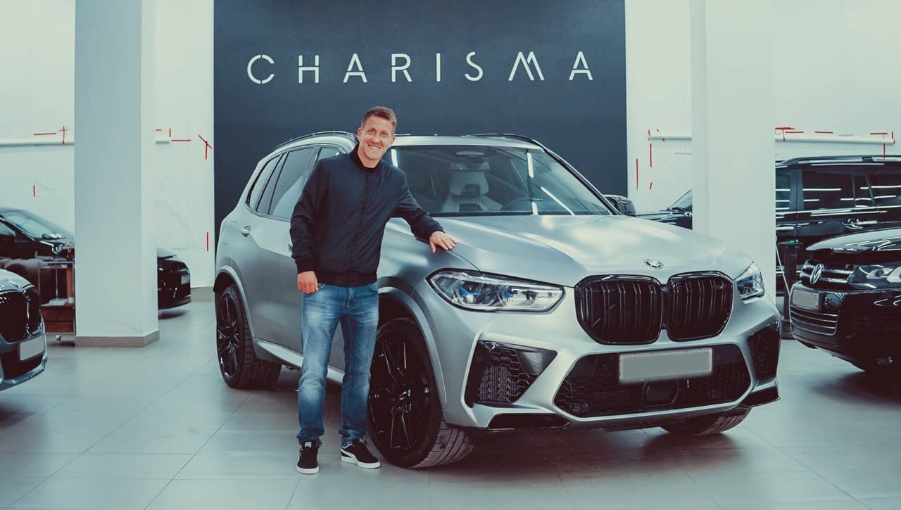 Виталий Петров в CHARISMA